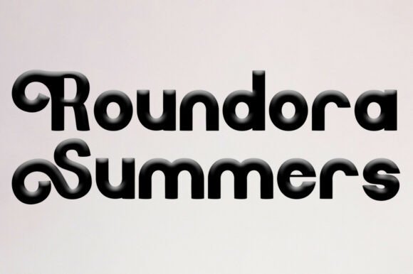 Roundora Summers Font Review for Campaign Design